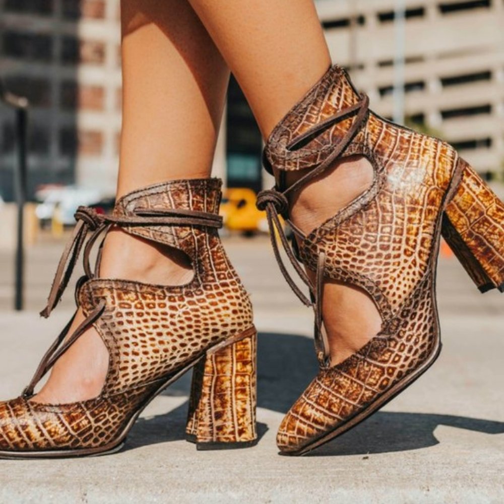 Freebird Joyce Heel in Tan Croco Size 8 Real Leather